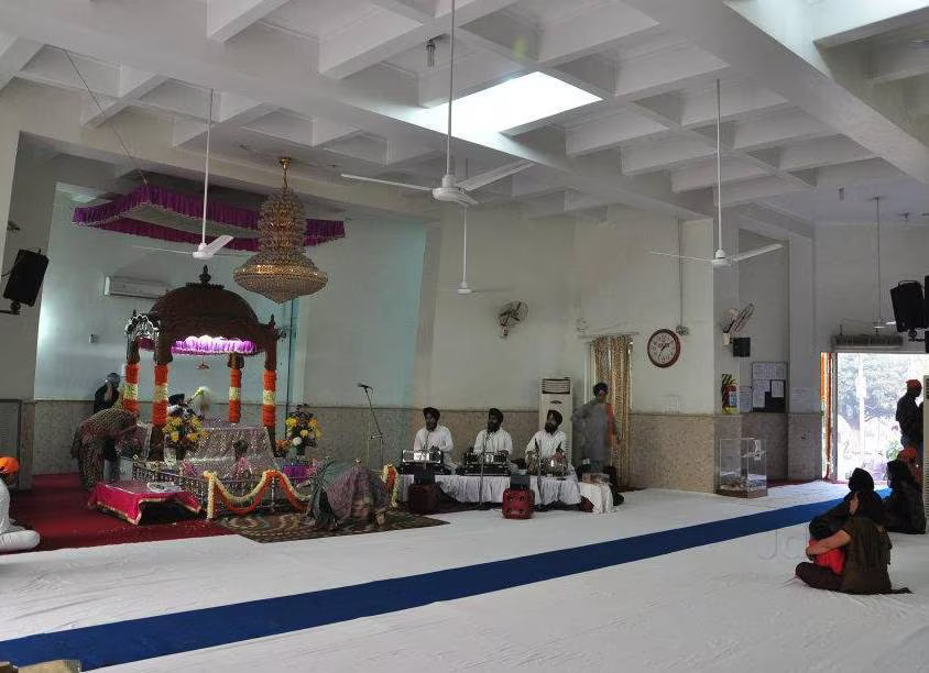 Gurudwara Sadh Sangat Sahib, South City 1 — view 4
